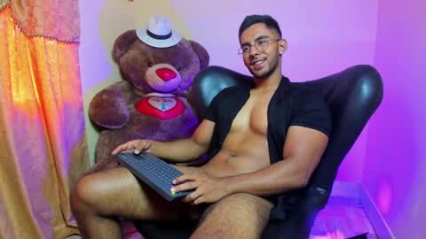 Roman online show from 02/02/25, 03:39