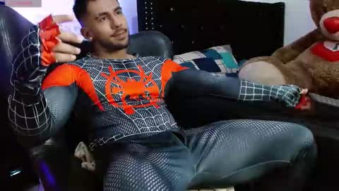 Roman online show from 11/24/25, 09:25