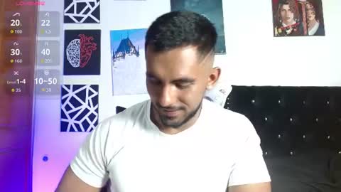 Snapshot of romanpearce_ chatting on 06/27/26, 10:59 Roman online show from 06/27/26, 10:59