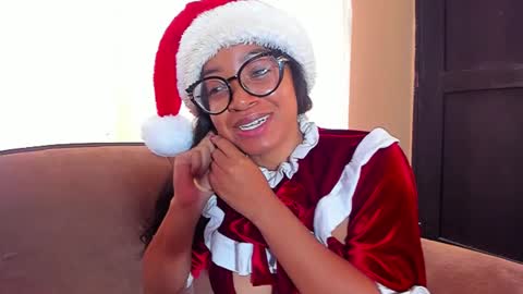 Is A Belle online show from 12/24/24, 12:44