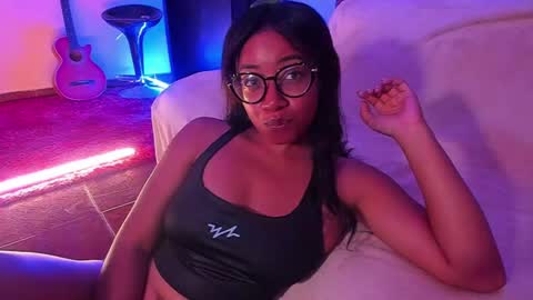 Is A Belle online show from 02/08/25, 02:15