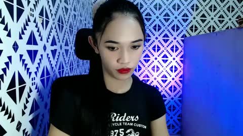 empress online show from 02/13/25, 04:39