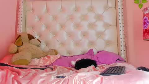 Snapshot of romeo_laurient chatting on 03/27/26, 08:19 ROMEO online show from 03/27/26, 08:19