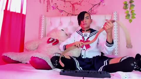 Snapshot of romeo_laurient chatting on 04/01/26, 08:28 ROMEO online show from 04/01/26, 08:28