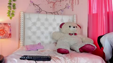 Snapshot of romeo_laurient chatting on 04/10/26, 08:46 ROMEO online show from 04/10/26, 08:46