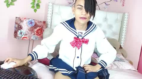 Snapshot of romeo_laurient chatting on 04/12/26, 11:43 ROMEO online show from 04/12/26, 11:43