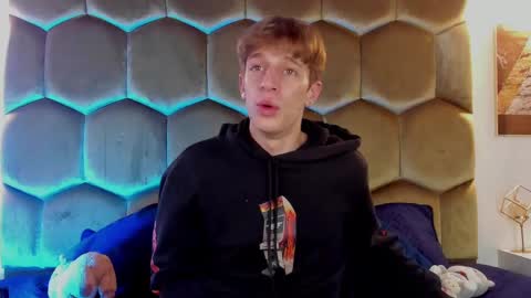 Romeo Ricci online show from 12/22/24, 01:55