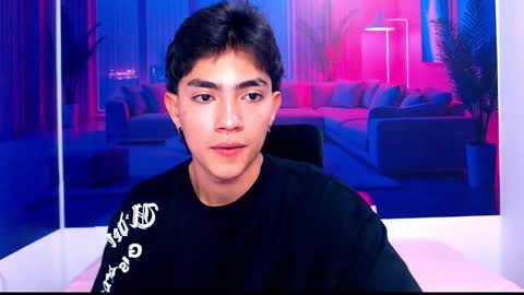 Romeo online show from 10/15/25, 08:09