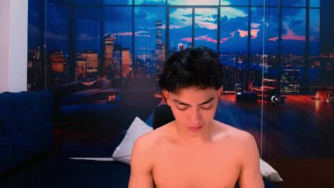 Romeo online show from 11/10/25, 07:13