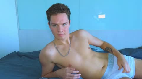 Romeo online show from 10/24/25, 05:48