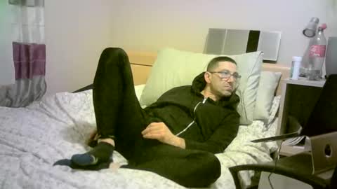 romson998181 online show from 12/31/24, 12:43