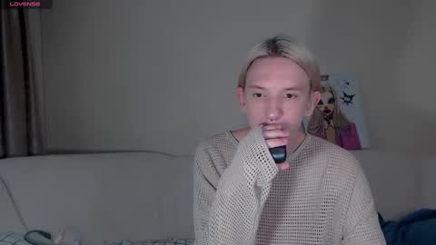 Snapshot of ron_vilss chatting on 09/24/25, 06:39 Ron online show from 09/24/25, 06:39