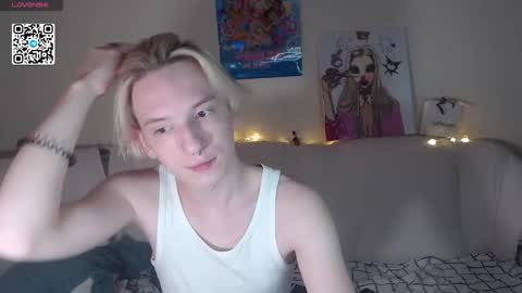 Snapshot of ron_vilss chatting on 09/27/25, 06:40 Ron online show from 09/27/25, 06:40