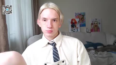 Snapshot of ron_vilss chatting on 10/14/25, 08:48 Ron online show from 10/14/25, 08:48