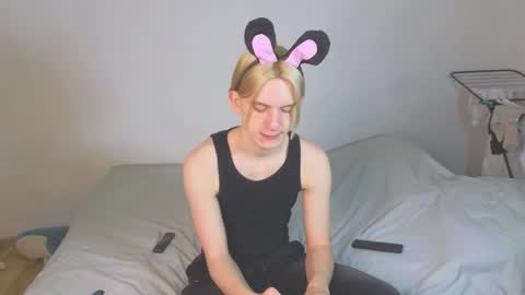 Snapshot of ron_vilss chatting on 02/06/26, 06:07 Ron online show from 02/06/26, 06:07