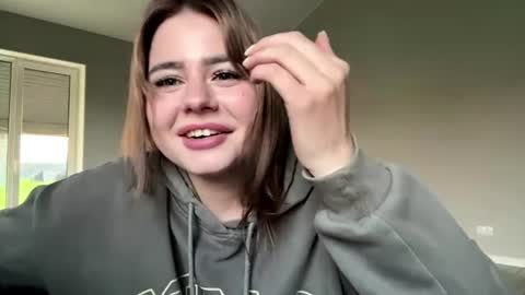 Milena online show from 06/24/26, 06:40