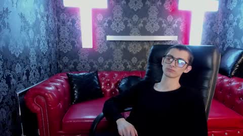 Snapshot of ronbevs chatting on 03/22/26, 08:23 ronbevs online show from 03/22/26, 08:23