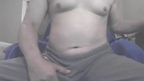 Snapshot of roney58 chatting on 01/31/25, 10:20 roney58 online show from 01/31/25, 10:20