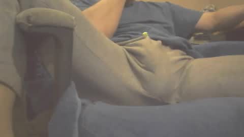 Snapshot of roney58 chatting on 02/13/25, 12:43 roney58 online show from 02/13/25, 12:43