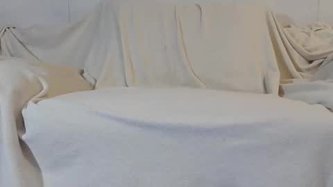 Snapshot of roney58 chatting on 11/22/25, 08:02 roney58 online show from 11/22/25, 08:02