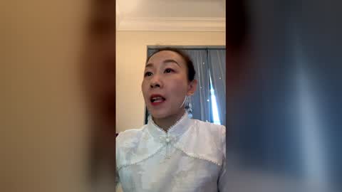 sui sui online show from 06/01/26, 01:18