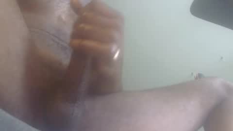 Snapshot of ronnieblc chatting on 10/04/25, 06:17 plantDADDYking online show from 10/04/25, 06:17