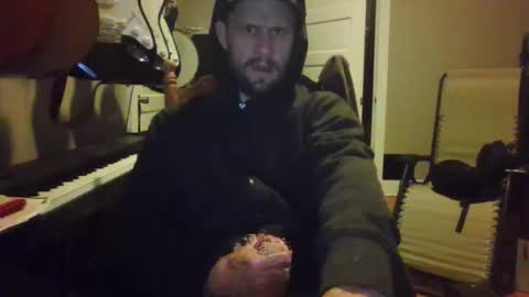 ronniejohnston13 online show from 04/05/26, 03:26