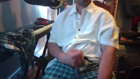 ronniejohnston13 online show from 07/11/26, 03:53