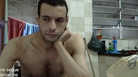 Snapshot of ronnispoto chatting on 01/02/25, 08:35 ronny online show from 01/02/25, 08:35