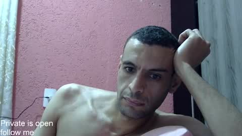 Snapshot of ronnispoto chatting on 01/20/25, 04:54 ronny online show from 01/20/25, 04:54