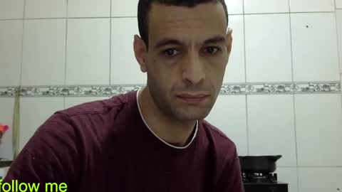 Snapshot of ronnispoto chatting on 01/23/25, 08:25 ronny online show from 01/23/25, 08:25