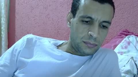 Snapshot of ronnispoto chatting on 03/01/25, 01:53 ronny online show from 03/01/25, 01:53