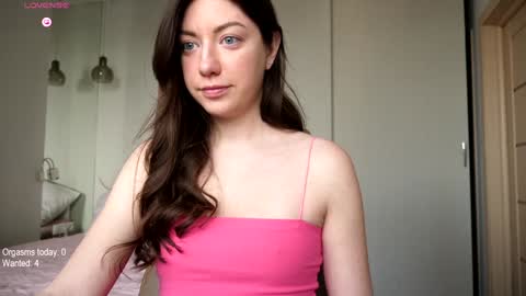 Snapshot of ronny_ponny chatting on 03/06/25, 08:41 RonnyPonny online show from 03/06/25, 08:41