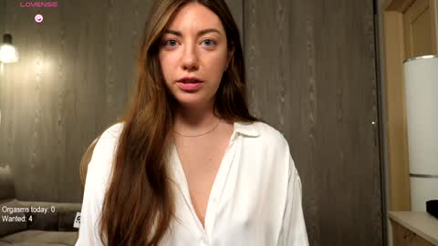 Snapshot of ronny_ponny chatting on 11/23/25, 02:06 RonnyPonny online show from 11/23/25, 02:06