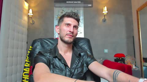 onlyfans-   online show from 02/04/25, 09:10