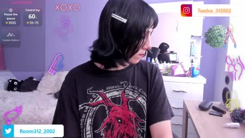 Snapshot of room312_ chatting on 01/04/25, 06:19 Twelve 3 Inst Twelve 312002 Twitter Room312 2002 online show from 01/04/25, 06:19