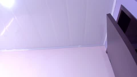 Snapshot of room312_ chatting on 01/11/25, 09:25 Twelve 3 Inst Twelve 312002 Twitter Room312 2002 online show from 01/11/25, 09:25