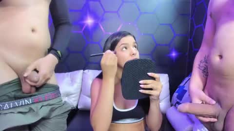  MIA AND PAUL online show from 03/11/25, 11:15