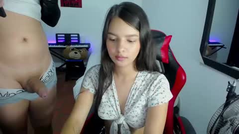  MIA AND PAUL online show from 10/31/25, 03:24