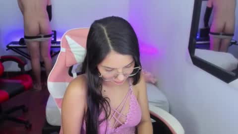  MIA AND PAUL online show from 11/27/25, 07:16