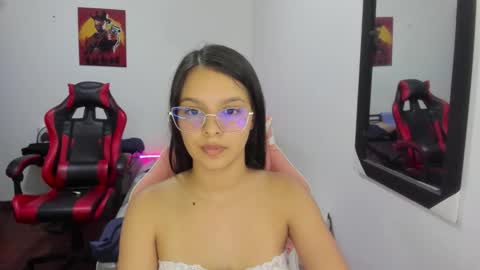  MIA AND PAUL online show from 12/18/25, 11:22