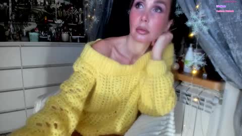 Aurora online show from 12/22/25, 11:02