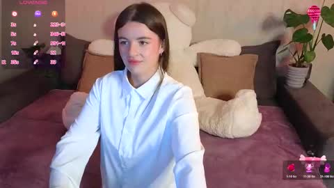 roraline_lov online show from 12/02/25, 04:02