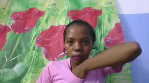 Snapshot of rosah225127 chatting on 04/10/26, 05:23 rosah225127 online show from 04/10/26, 05:23