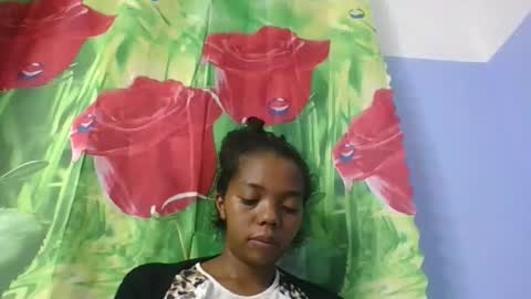 Snapshot of rosah225127 chatting on 04/12/26, 05:51 rosah225127 online show from 04/12/26, 05:51