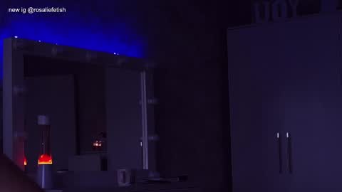 Snapshot of rosaliefetish chatting on 02/03/25, 09:52 Rosalie online show from 02/03/25, 09:52