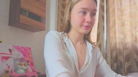 rosalina online show from 02/05/26, 07:35