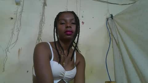 Rosalinda online show from 05/06/26, 06:52