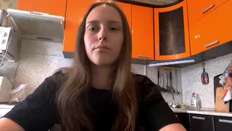 Snapshot of rosariamohre chatting on 03/25/26, 09:26 Emma online show from 03/25/26, 09:26