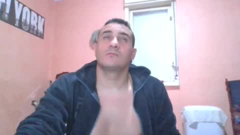 Rosario online show from 12/23/24, 02:13